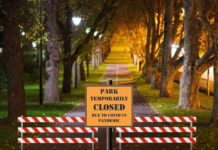 Lockdown – shit happens! Geschlossener Park während des Covid-19 Lockdown